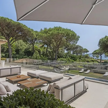 Ferienhaus Luxury - - With Pool&jacuzzi Antibes