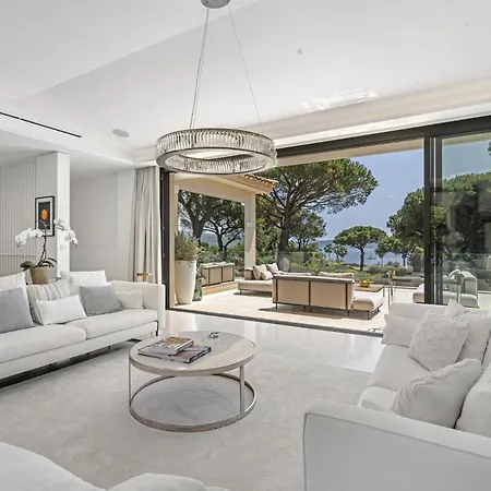 Luxury - - With Pool&jacuzzi Antibes