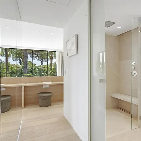 Luxury - - With Pool&jacuzzi Antibes